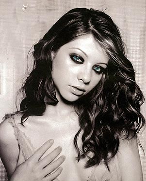 20060321004014-michelle-trachtenberg.jpg
