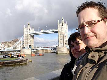 20080327112014-towerchukibridge.jpg